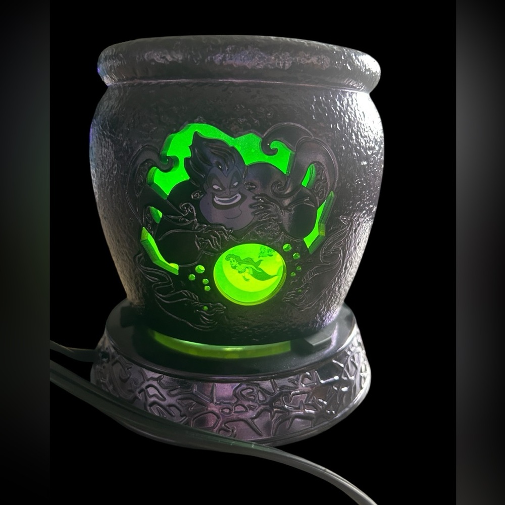 Scentsy Disney Villain Warmer